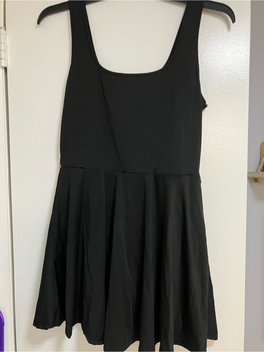 SHEIN Black Scoop Neck Skater Dress